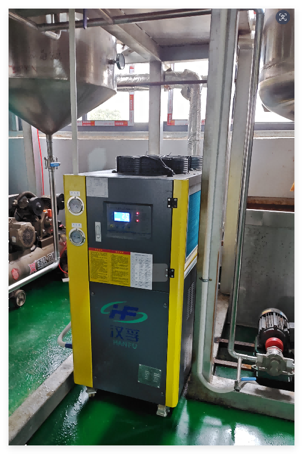 Oil winterization cooling