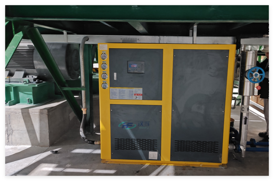 Cooling of open mill and internal mixer